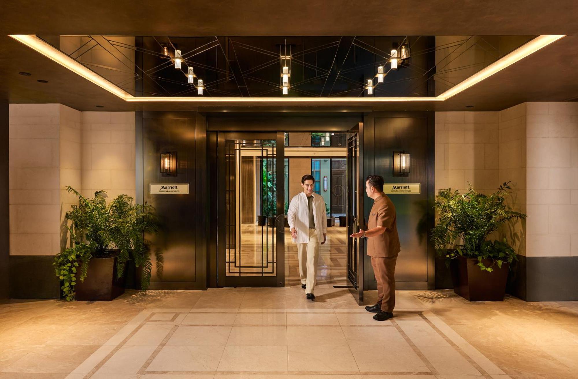 Marriott Executive Apartments, Bangkok Townhall Sukhumvit المظهر الخارجي الصورة